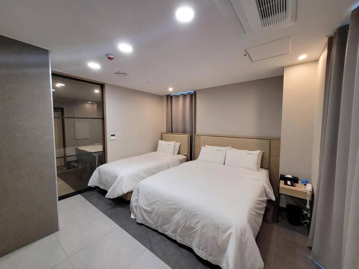 The Muse Hotel Busan 0*,
